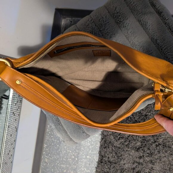 Frank Clegg Leather Shoulder Bag - Picture 8 of 10